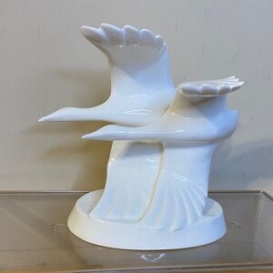 Royal Doulton Images Of Nature Geese Going Home White Ceramic Bird Sculpture